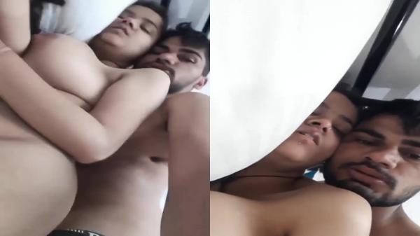 দেশি কলেজ ছাত্র এক নগ্ন মেয়ের সাথে চুদাচুদির সময় এমএমএস তৈরি করে